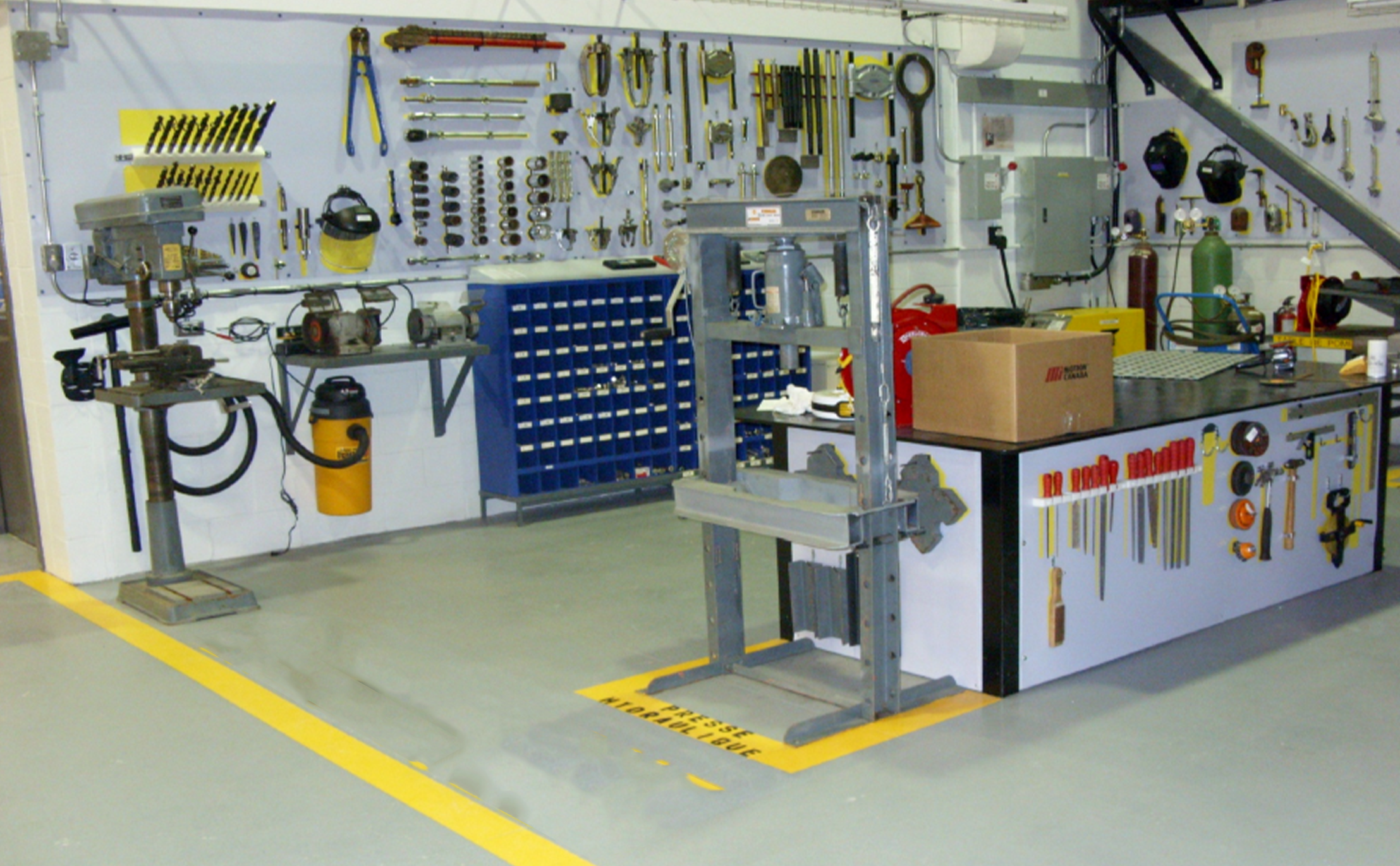 xxx  公司精益生產三年規劃（2010— 2012）